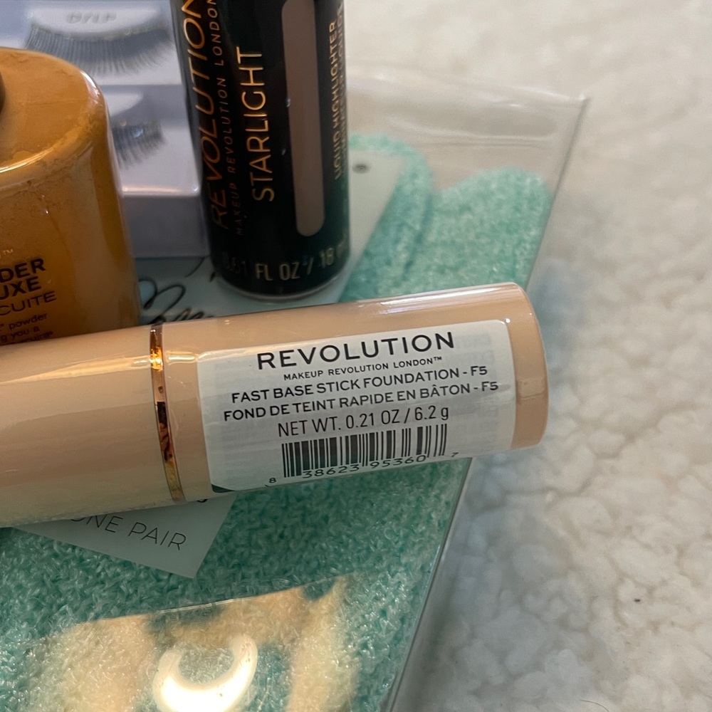 Avalanche Bamboo Makeup Brush Collection products bundle: stocking stuffers - Picture 8 of 12